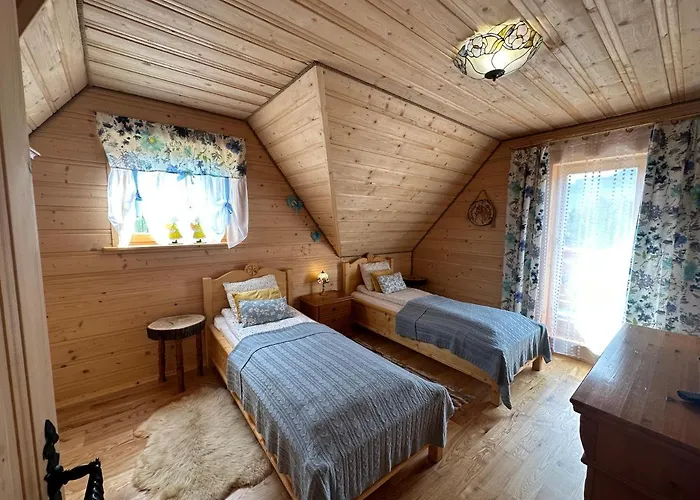 Góraleczka  Koło Karpacza - Z Widokiem Na Góry Sosnówka